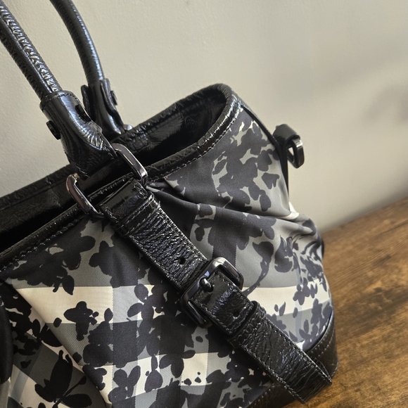 Burberry Black and Gray Handbag - Picture 4 of 11